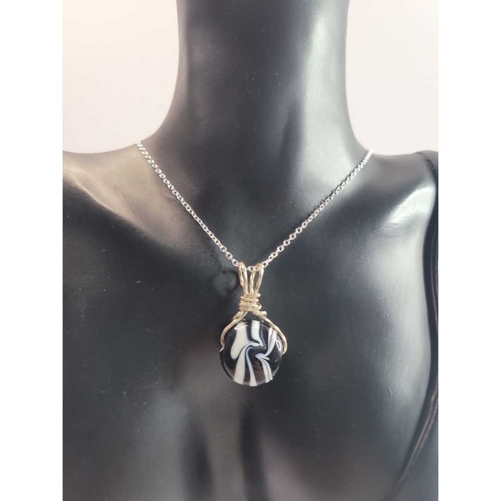 Handmade Wire Wrapped Art Glass Pendant Necklace Black White Swirl Glass‎ Bead